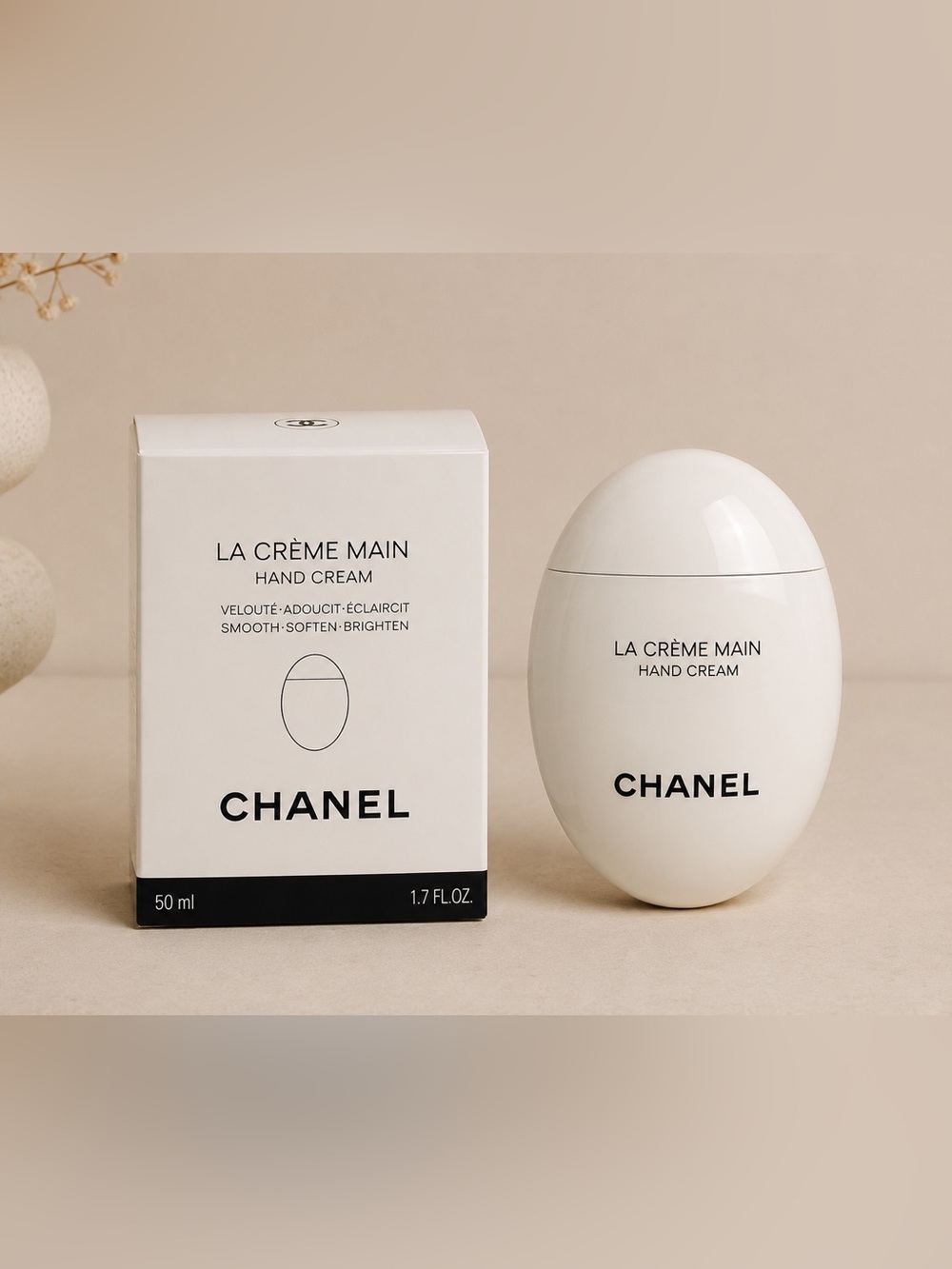 CHANEL La Crème Main Hand Cream